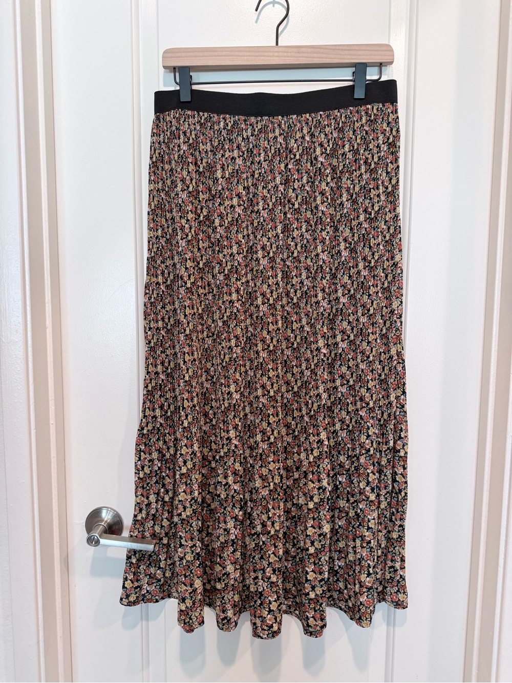 Adrianna Papell Floral Pleated Maxi Skirt - Black Multi